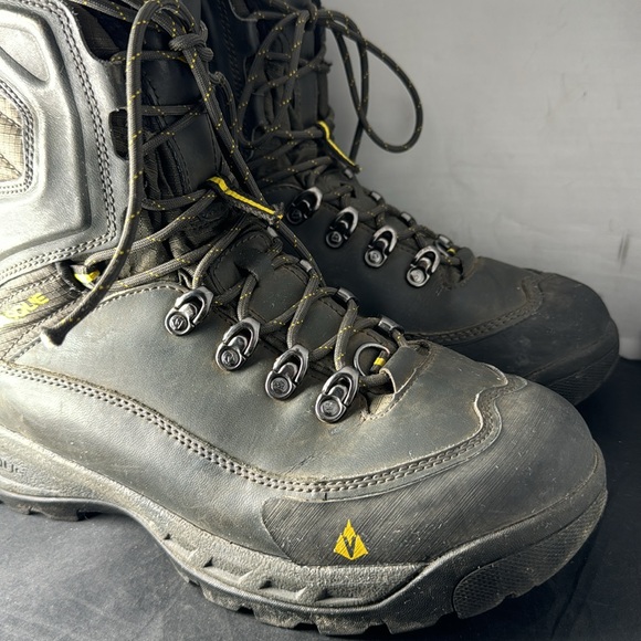 Vasque SnowBurban UltraDry Winter Boot - Mens size 8 M
Style 7804 waterproof - Picture 3 of 15